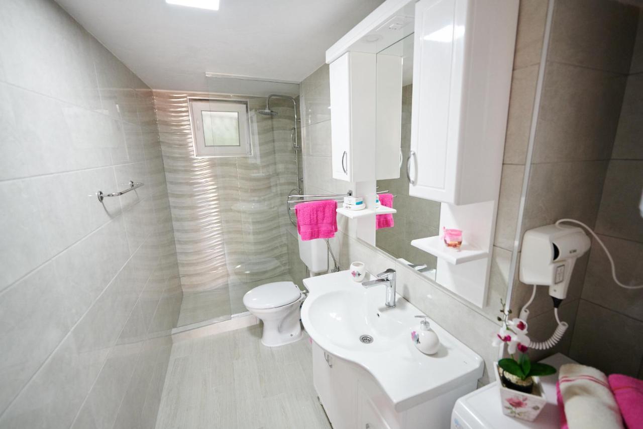 Lovely House Apartment Сараево Екстериор снимка