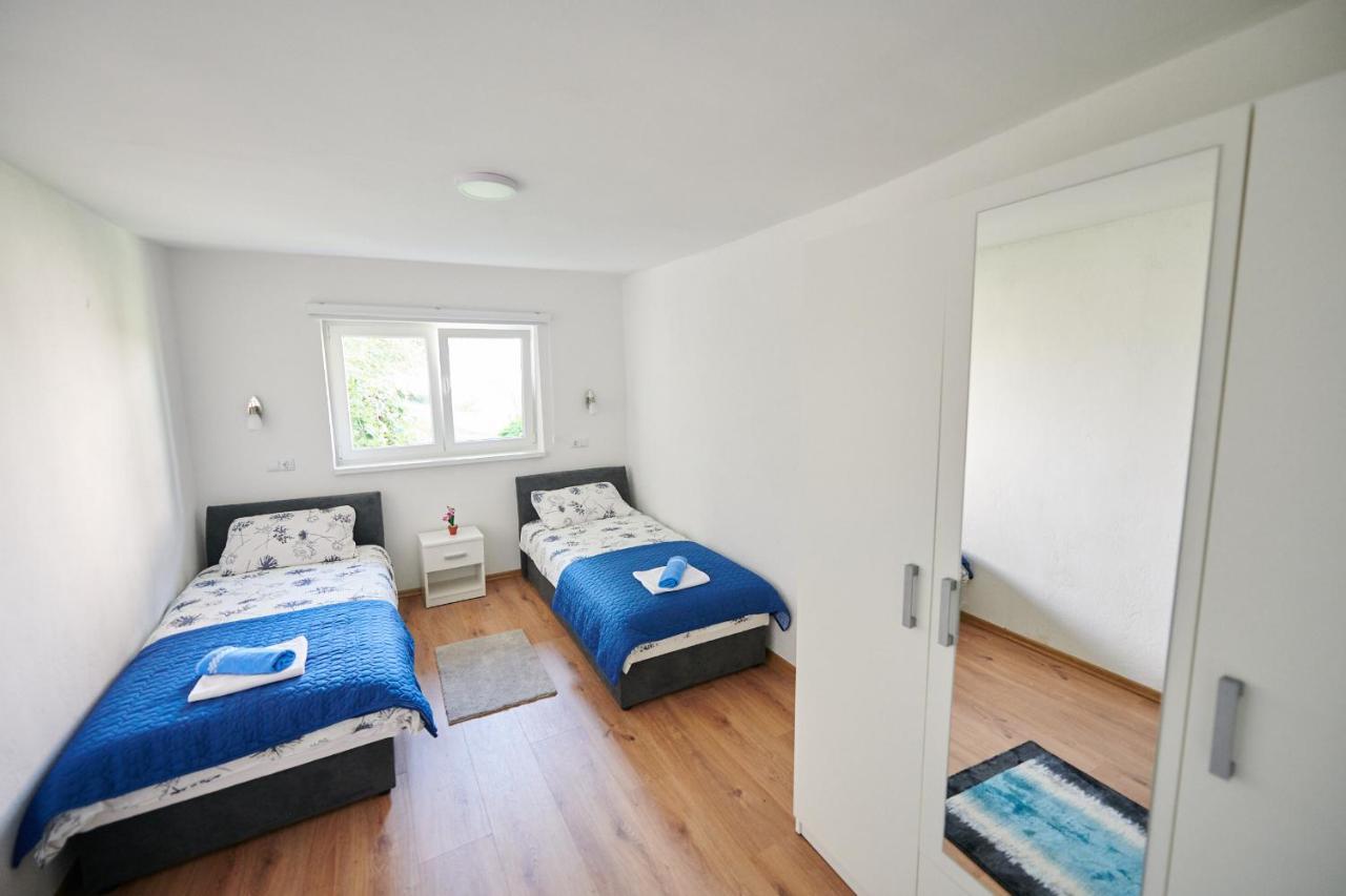 Lovely House Apartment Сараево Екстериор снимка