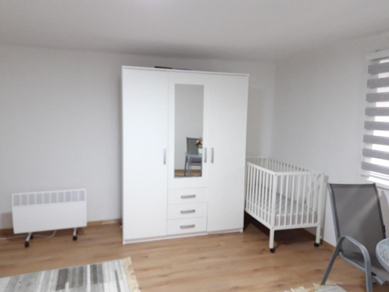 Lovely House Apartment Сараево Екстериор снимка